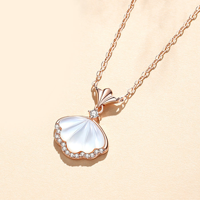 A lifetime shell necklace